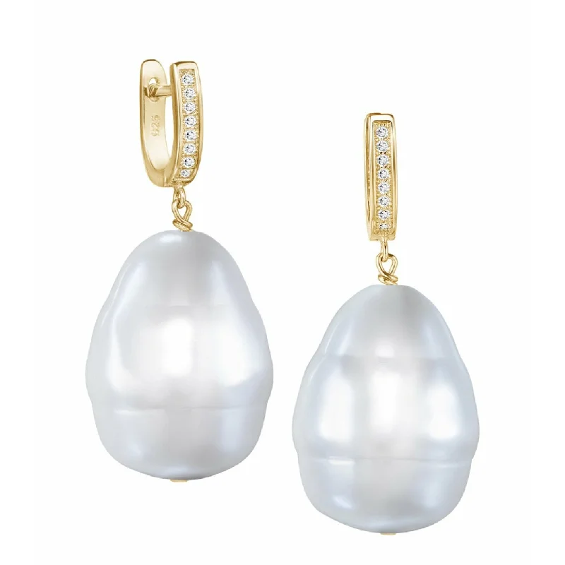 Handmade crystal earrings for personal touch -Baroque Pearl Gold