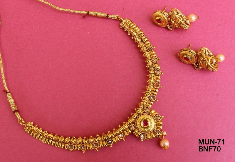 Rose gold hoop earrings for classic looks -Gold Plated Kundan Beaded Necklace Set With Earrings